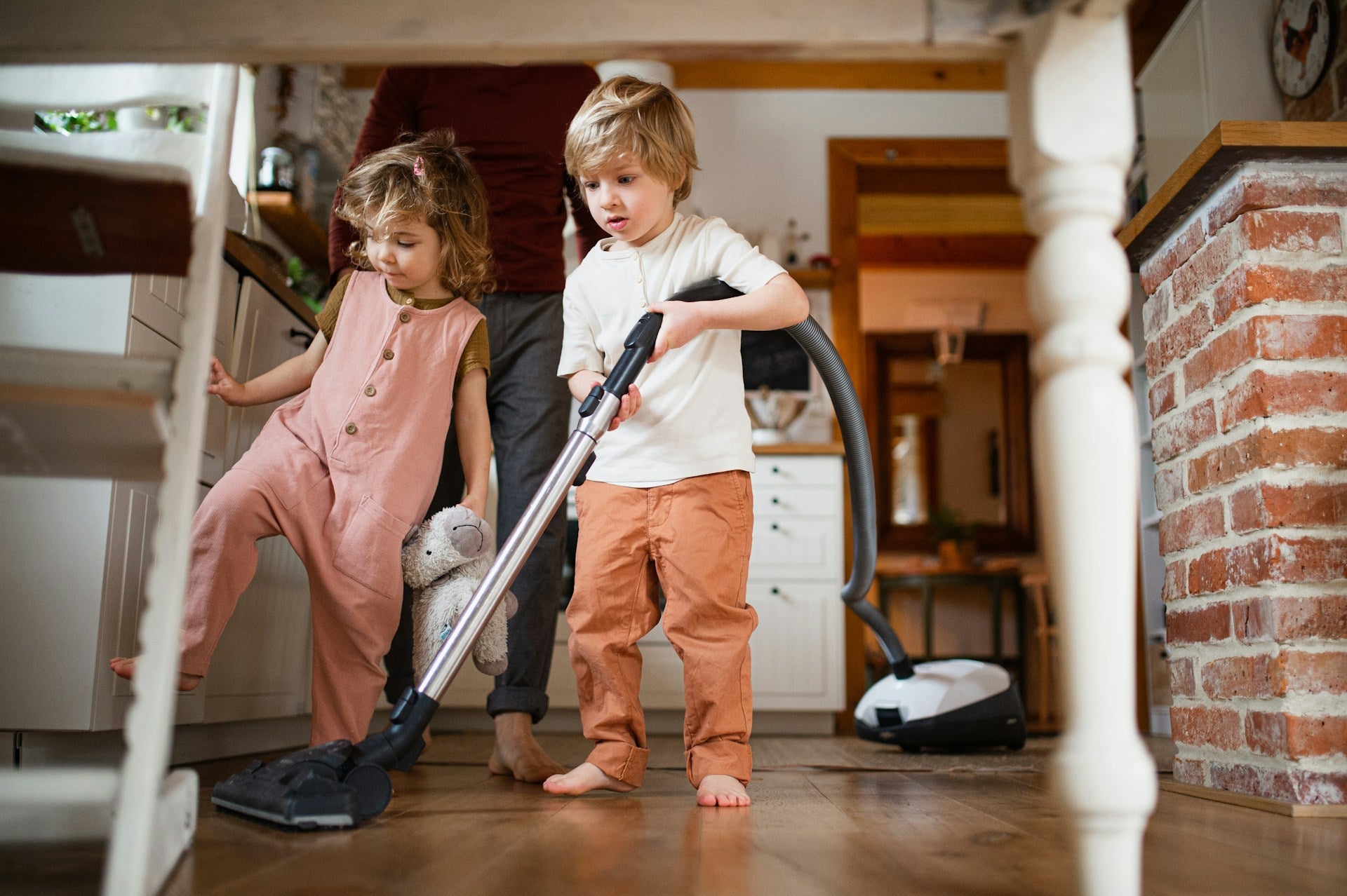 Kids cleaning