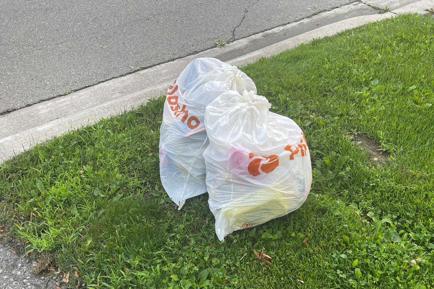 Plastno makes the best compostable trash bags